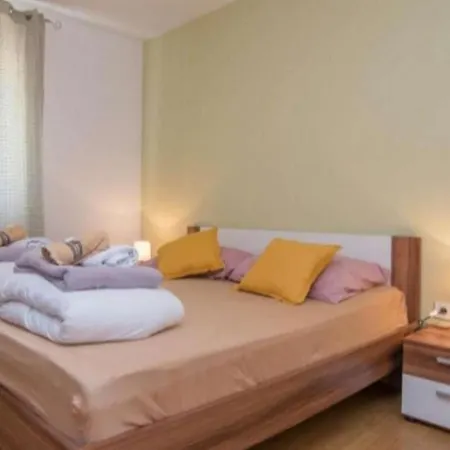 Apartment With Parking Space Bonic, Losinj - 23056 *