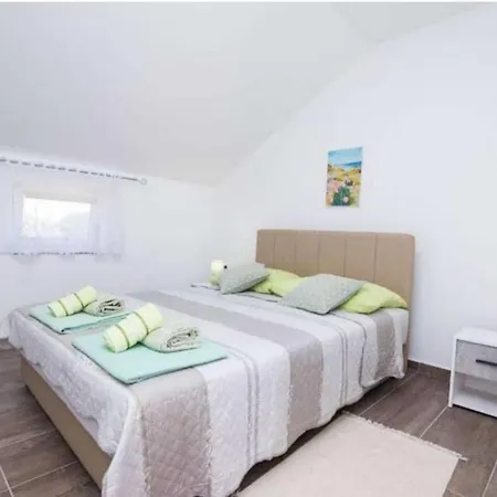 With Parking Space Bonic, Losinj - 23056 Apartment *