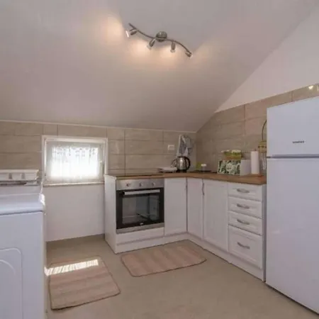 Apartment With Parking Space Bonic, Losinj - 23056 *