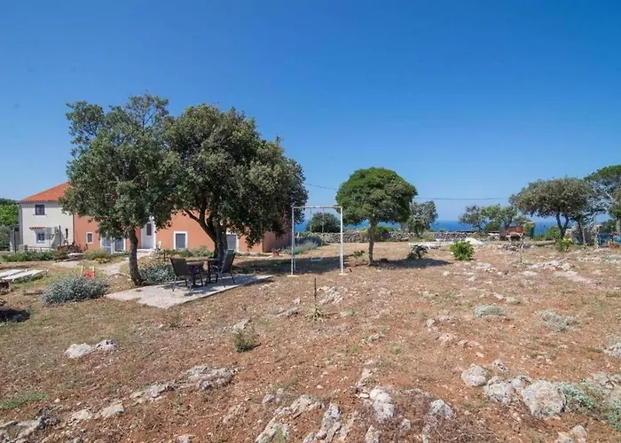 With Parking Space Bonic, Losinj - 23056 Lussingrande