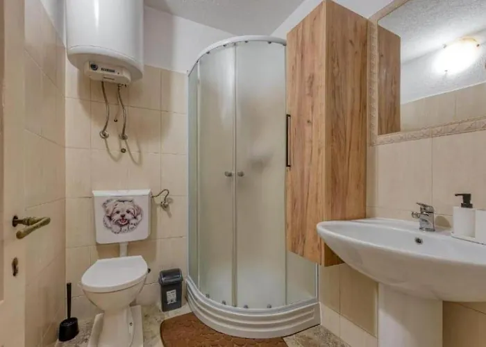 Appartamento With Parking Space Bonic, Losinj - 23056