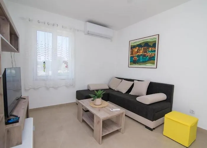 Appartamento With Parking Space Bonic, Losinj - 23056 *
