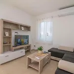 Apartament With Parking Space Bonic, Losinj - 23056