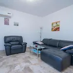 Apartament With Parking Space Bonic, Losinj - 23056 Veli Lošinj