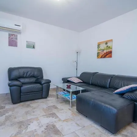 Apartament With Parking Space Bonic, Losinj - 23056 Veli Lošinj
